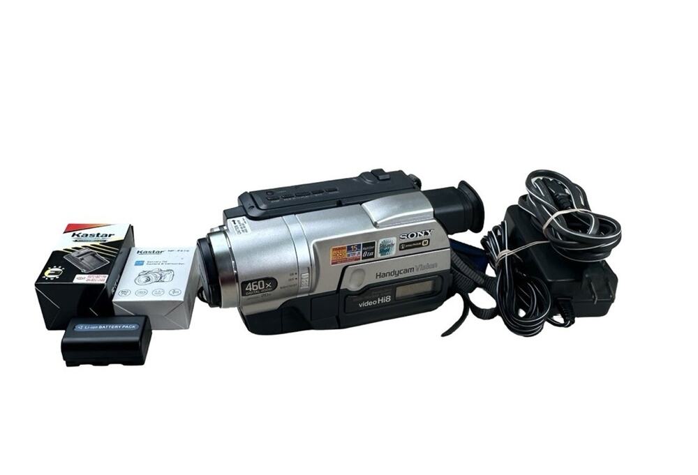 Sony Handycam CCD-TRV308 Hi8 8mm Camcorder & Case w/ Nightshot, Tested & Working